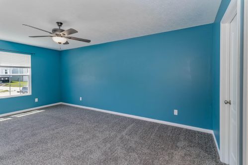 935 Shadowridge Dr, Covington KY  41018-4050 exterior