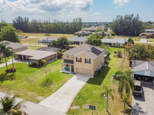 906 31st St, Cape Coral, FL 33904-2934