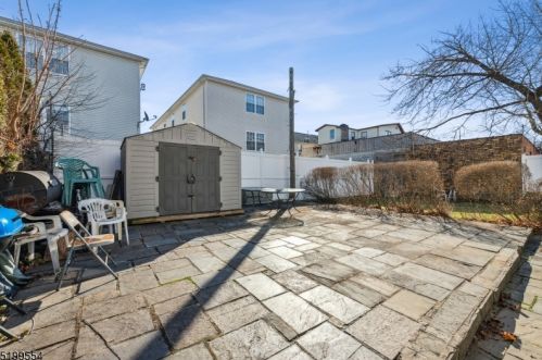 423 7th St, Newark NJ  07107-2015 exterior