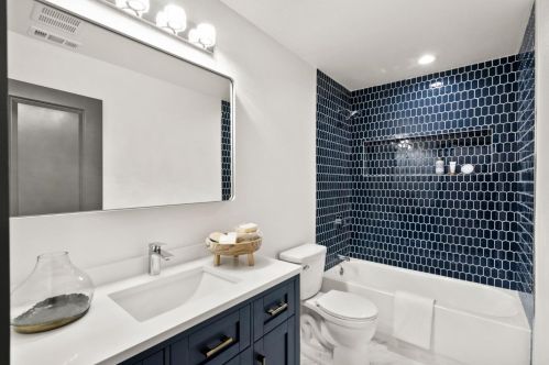 159 Westgate St, Redwood City CA  94062-2811 exterior