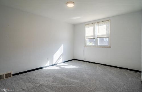 1423 Simpson St, Boothwyn PA  19061-4334 exterior