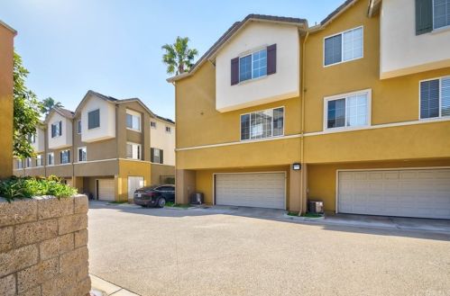 23435 Vermont Ave, Torrance, CA 90502-3026