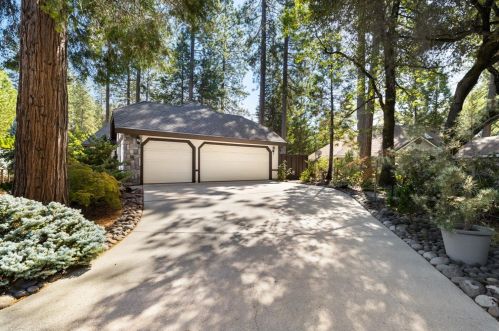 119 Buckingham Ct, Grass Valley, CA 95949-9635