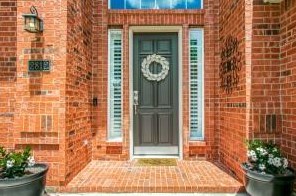 2812 Lake Crest Dr, Lewisville, TX 75022-4384