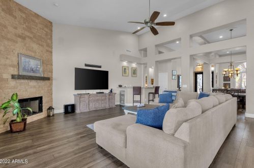6435 Everett Dr, Scottsdale AZ  85254-2626 exterior