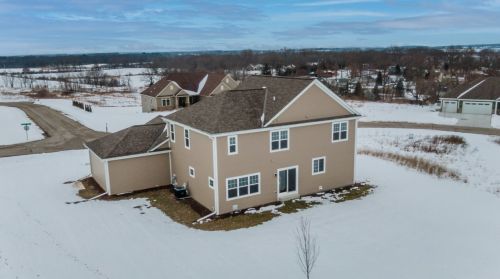 30939 Morning View Cir, Waterford, WI 53185-2482