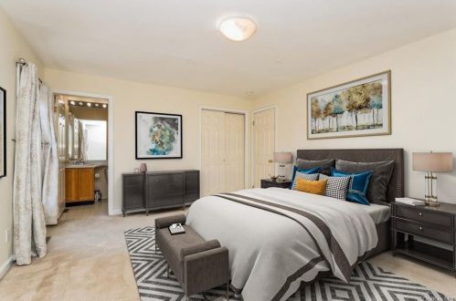 65 Greenvale Cir, White Plains NY  10607-1601 exterior