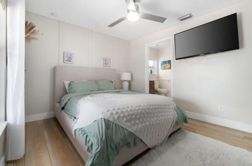 2505 20th Ave, Cape Coral FL  33904-3226 exterior