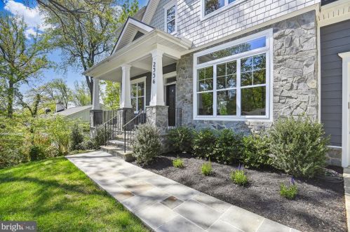 2336 Oak St, Falls Church, VA 22046-2326