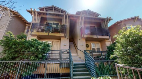 1589 Chandler St, Oakland, CA 94603-3874