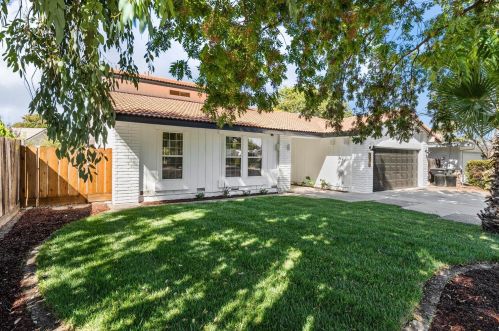 1211 Sonoma Ave, Modesto CA  95355-3920 exterior