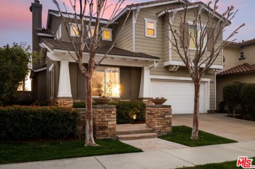 28031 Alta Vista Ave, Santa Clarita, CA 91355-6027