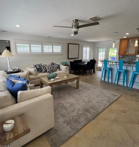1243 10th Ave, Naples FL  34120-3634 exterior