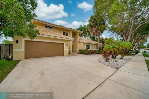 1280 103rd Ave, Hollywood, FL 33025-4716