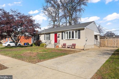 126 Casimir Dr, New Castle, DE 19720-4521