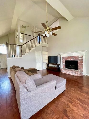 5806 Kensington Dr, Richardson TX  75082-2866 exterior