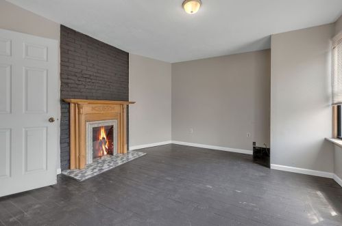 307 Maplewood Ave, Ambridge PA 15003-2519 exterior