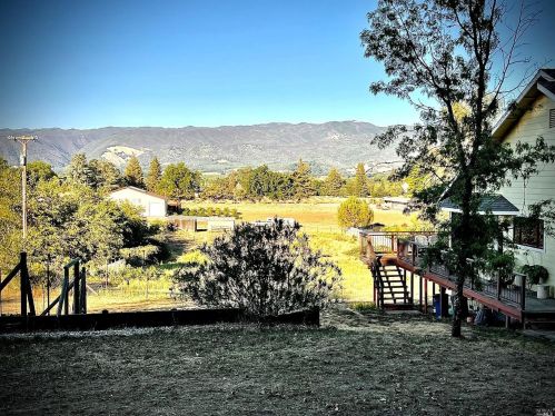 3331 Zaina Ln, Ukiah CA  95482-6962 exterior