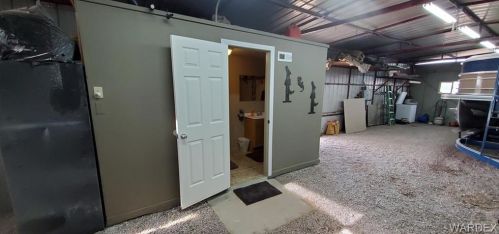 1643 Vly Dr, Mohave Valley AZ  86440-8583 exterior