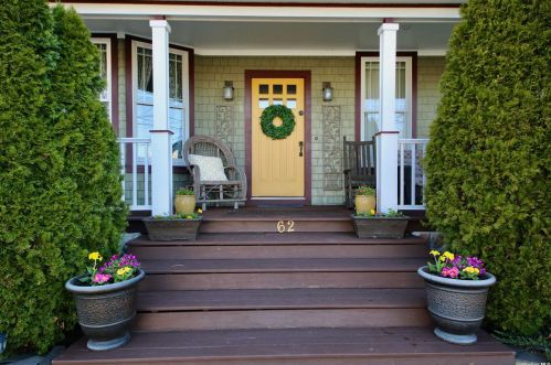 62 Ellis Ave, Northport, NY 11768-1209