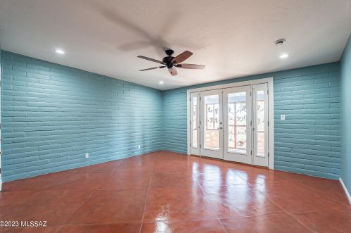 4305 Avenida Del Cazador, Tucson AZ  85718-7065 exterior