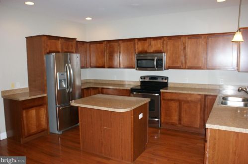 724 82nd St, Harrisburg PA  17111-5503 exterior