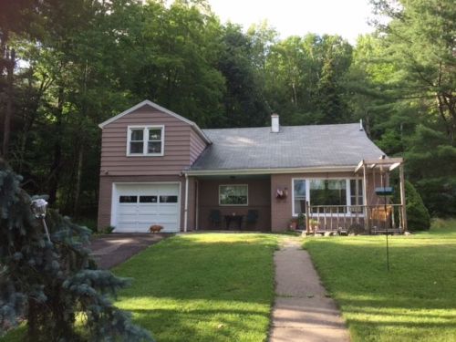 5109 Quaker Lake Rd, Brackney, PA 18812-8140