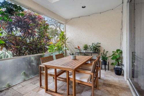 6823 Via Regina, Boca Raton FL  33433-3956 exterior