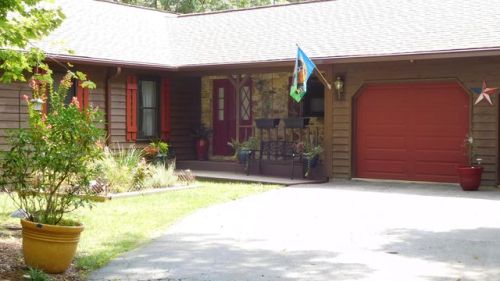 1942 Laurel Mountain Dr, Salem, VA 24153-1817