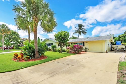 3596 Cosmos St, West Palm Beach, FL 33410-5641