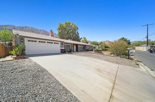15165 Laguna Ave, Lake Elsinore, CA 92530-5509