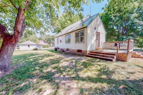 432 4th St, Bombay, MN 55946-1115
