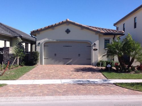 485 113th Ln, Hollywood, FL 33025