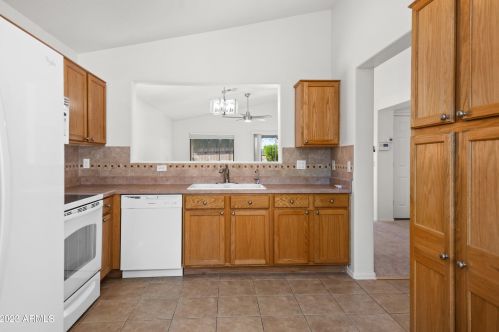 30556 Sun Ray Dr, San Tan Valley AZ  85143 exterior