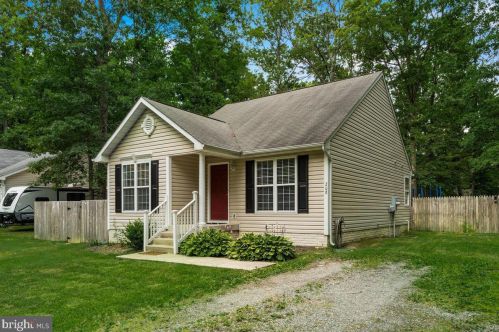 208 Land Or Dr, Ruther Glen, VA 22546-1067