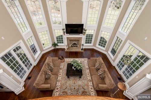 243 Glen Pl, Franklin Lakes NJ  07417-2707 exterior