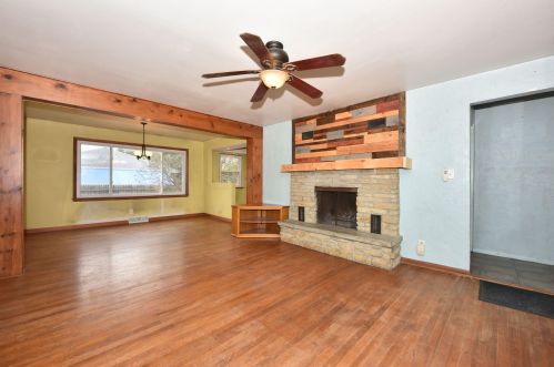 14300 Gatewood Dr, Waukesha, WI 53151-1630