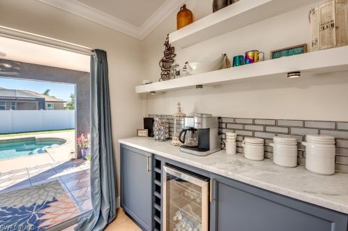 2505 20th Ave, Cape Coral FL  33904-3226 exterior