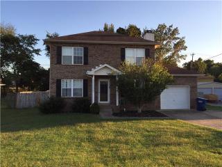 232 Moncrest Dr, Clarksville, TN 37042-5262