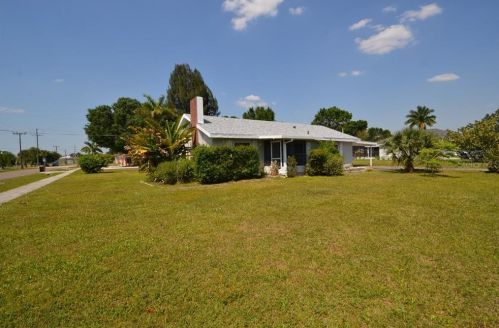 402 Allen St, Punta Gorda, FL 33950-6102