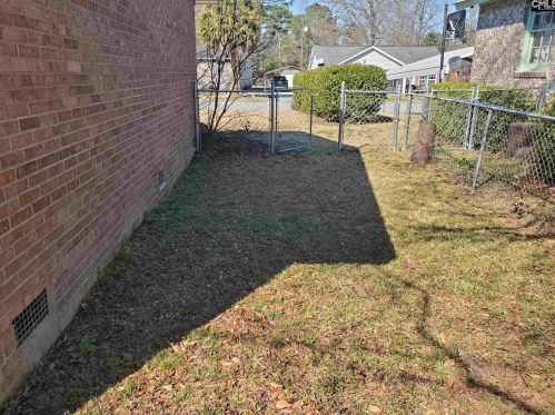 326 Hadley Hall Rd, Cayce-West Columbia SC 29172-3133 exterior