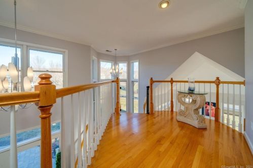 80 Olander Ln, Middletown CT 06457-1574 exterior