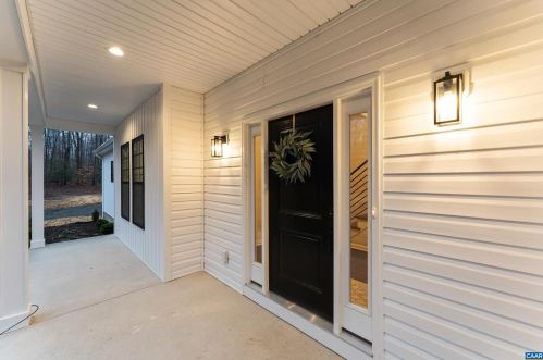 30284 Zoar Rd, Locust Grove, VA 22508-2443