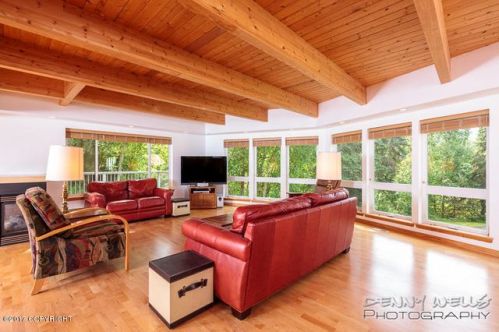 13245 Shelburne Rd, Anchorage, AK 99516-2929