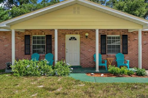 1661 Brittain Ave, Deland, FL 32720-4903