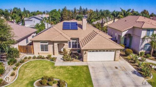 10904 Delusion Dr, Bakersfield, CA 93311-2815