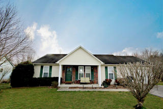 1585 Garden Ln, Cookeville, TN 38501-3074