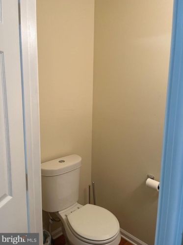 212 Ann St, Charles Town WV  25414-1604 exterior