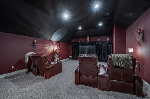 2221 Southern Oaks Dr, Cedar Hill TX 75104-6414 exterior