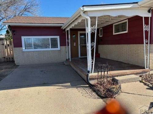 46 Loch Lomond Ln, Pueblo CO  81001-1748 exterior